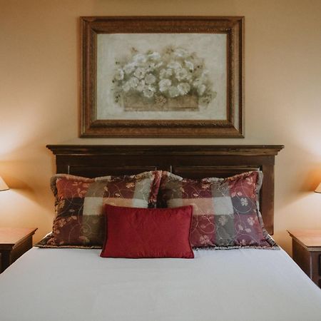 Auberge Du Lac Morency Saint Hippolyte Ngoại thất bức ảnh