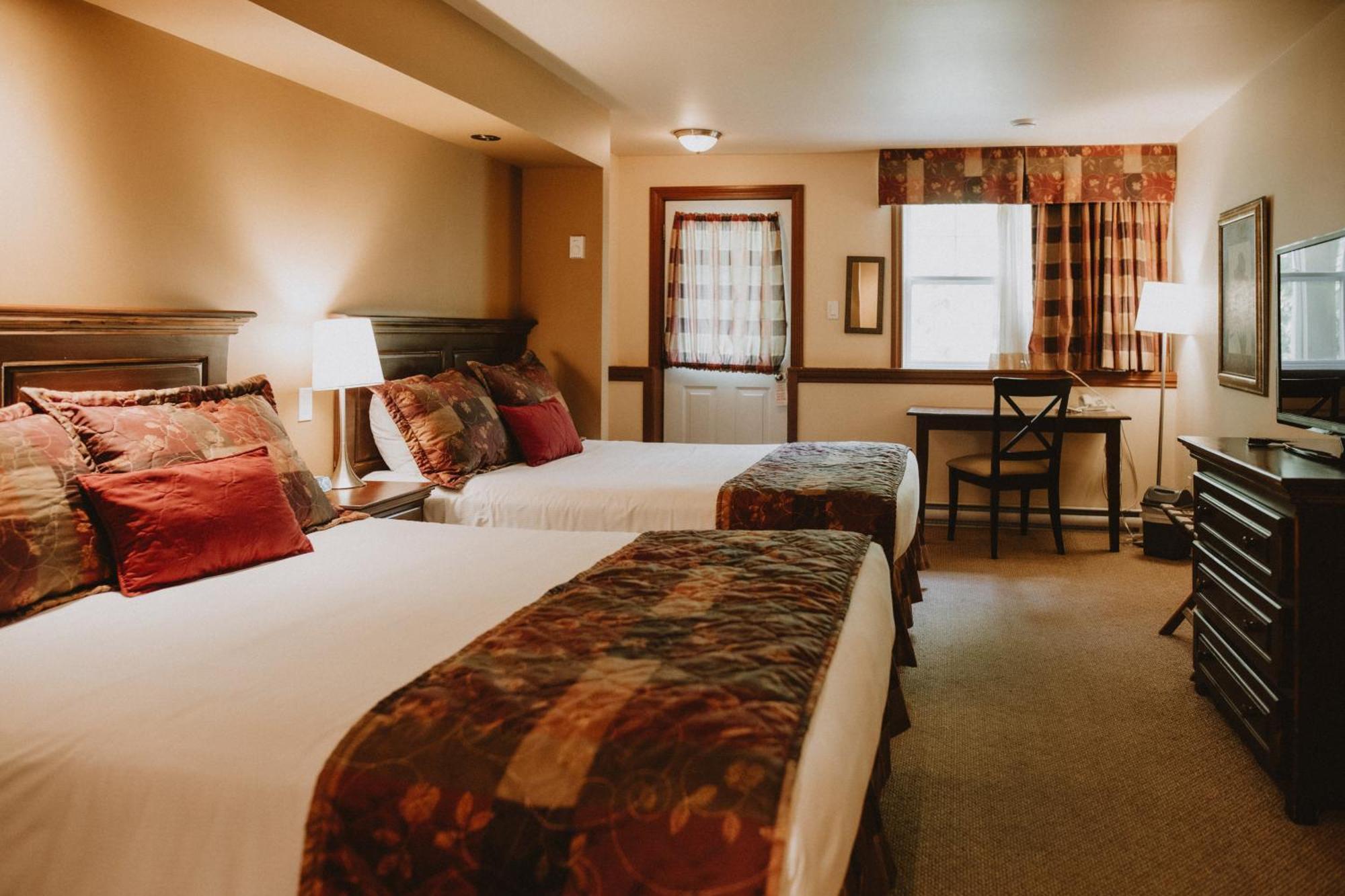 Auberge Du Lac Morency Saint Hippolyte Ngoại thất bức ảnh
