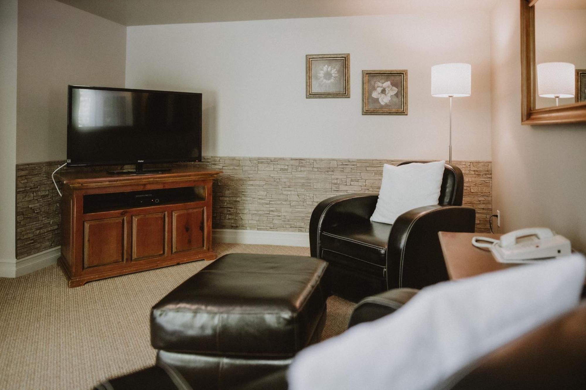 Auberge Du Lac Morency Saint Hippolyte Ngoại thất bức ảnh